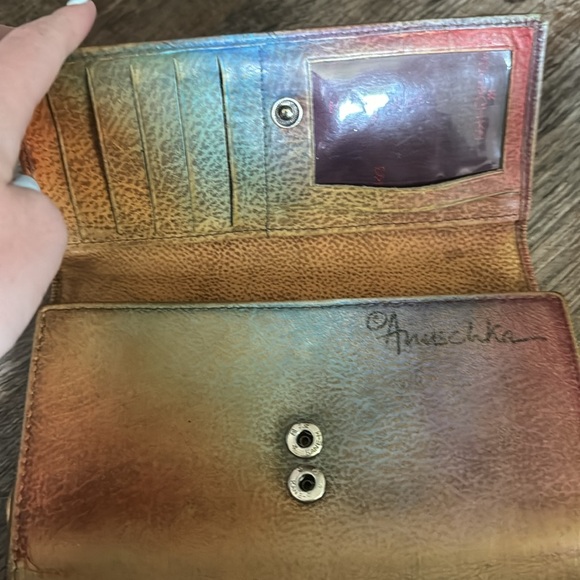 Anuskcha Colorful floral butterfly wallet - Picture 8 of 10